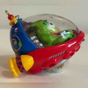 Celebrate 2000 Carlton Cards Special Edition -Destination 2000 ornament aliens